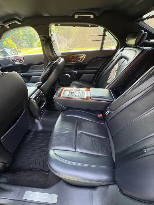 2019 Lincoln Continental 10th Gen - Image 12 of 19