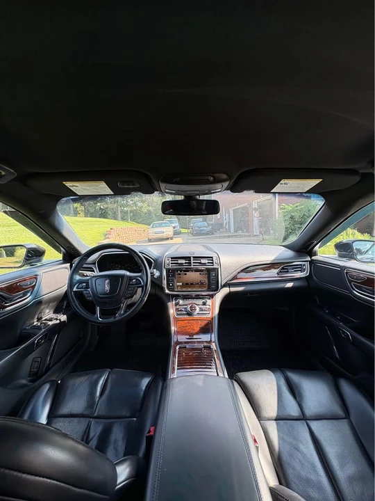 2019 Lincoln Continental 10th Gen - Image 17 of 19
