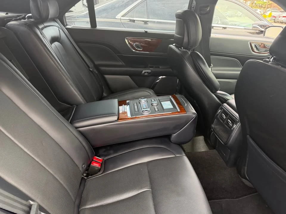2019 Lincoln Continental 10th Gen - Image 3 of 3
