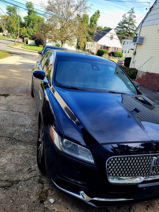 2019 Lincoln Continental 10th Gen - Image 3 of 10