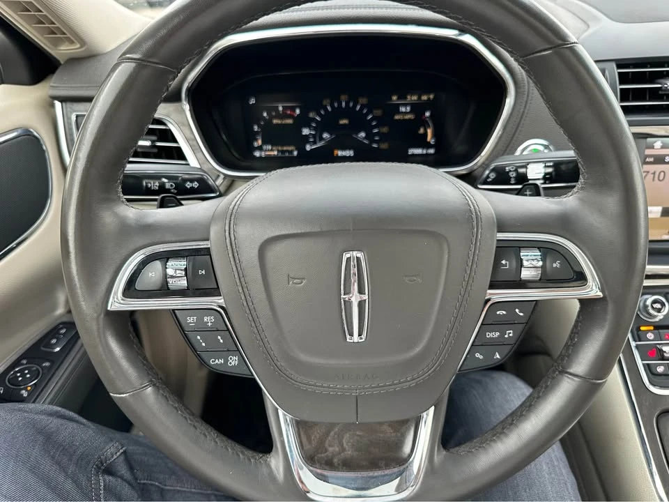 2019 Lincoln Continental 10th Gen - Image 12 of 20