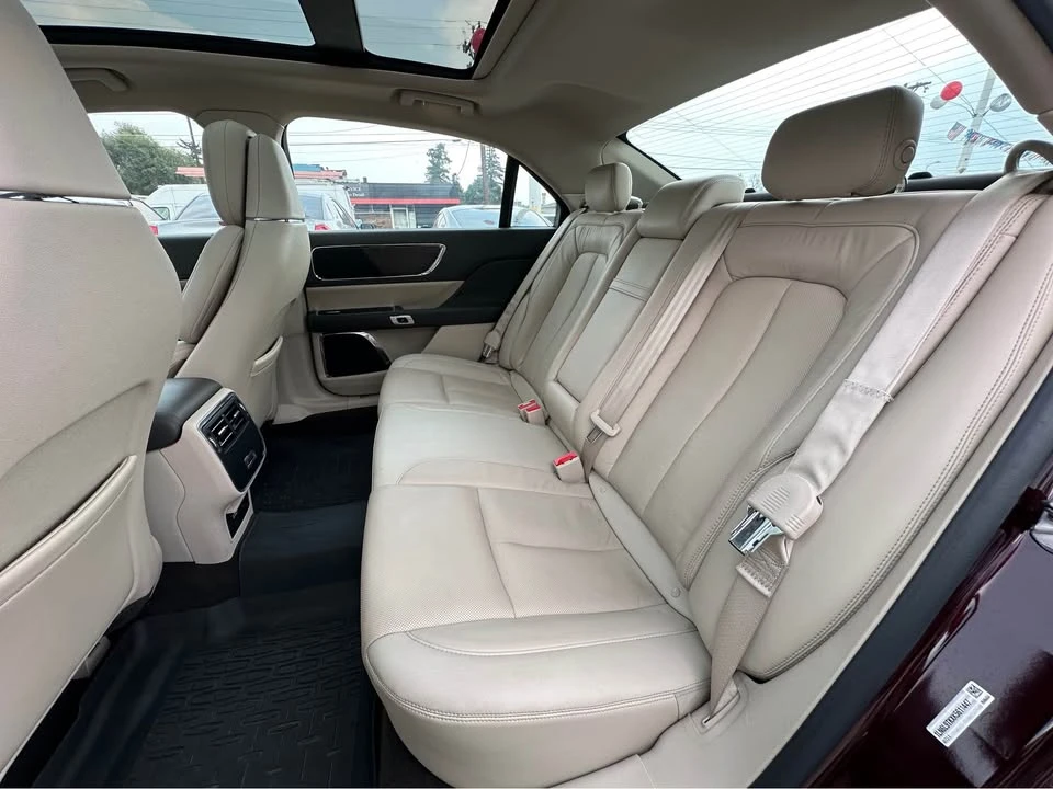 2019 Lincoln Continental 10th Gen - Image 10 of 20