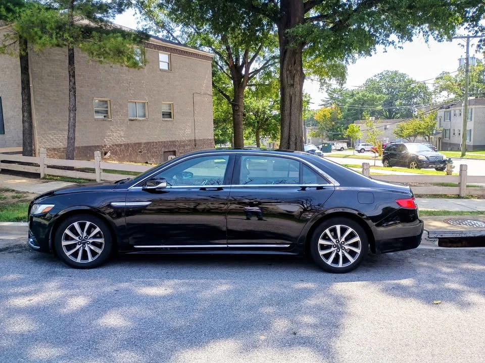 2019 Lincoln Continental 10th Gen - Image 4 of 6