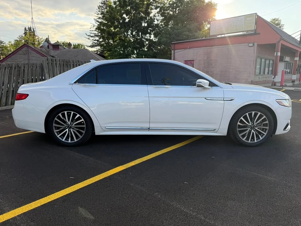 2019 Lincoln Continental 10th Gen - Image 7 of 20