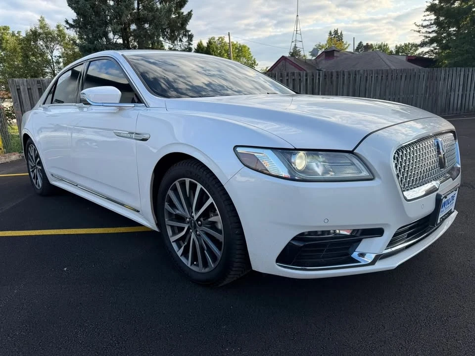2019 Lincoln Continental 10th Gen - Image 10 of 20