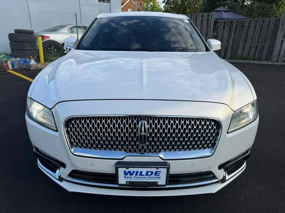 2019 Lincoln Continental 10th Gen - Image 9 of 20