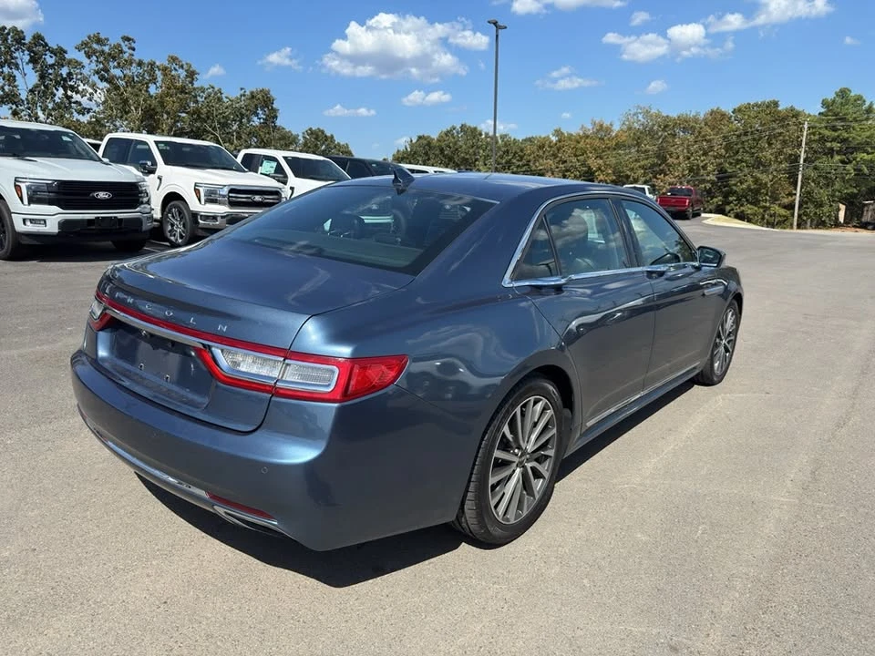 2019 Lincoln Continental 10th Gen - Image 4 of 15