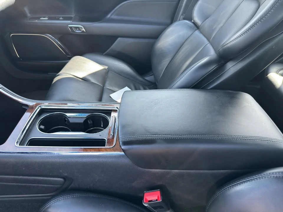 2019 Lincoln Continental 10th Gen - Image 11 of 15