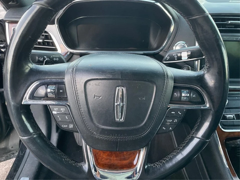 2019 Lincoln Continental 10th Gen - Image 14 of 20