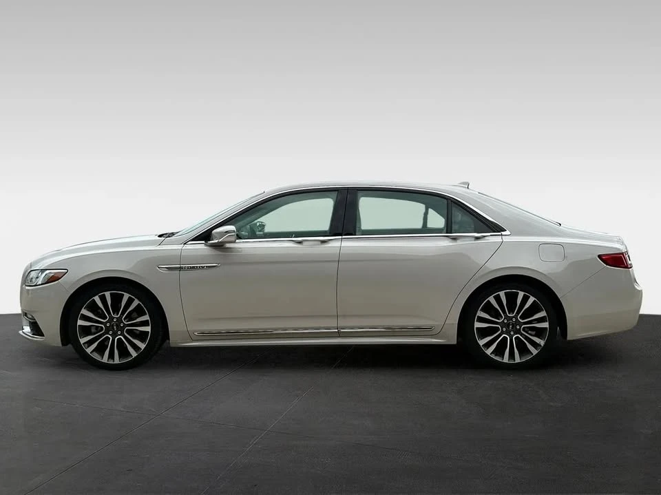 2019 Lincoln Continental 10th Gen - Image 4 of 20