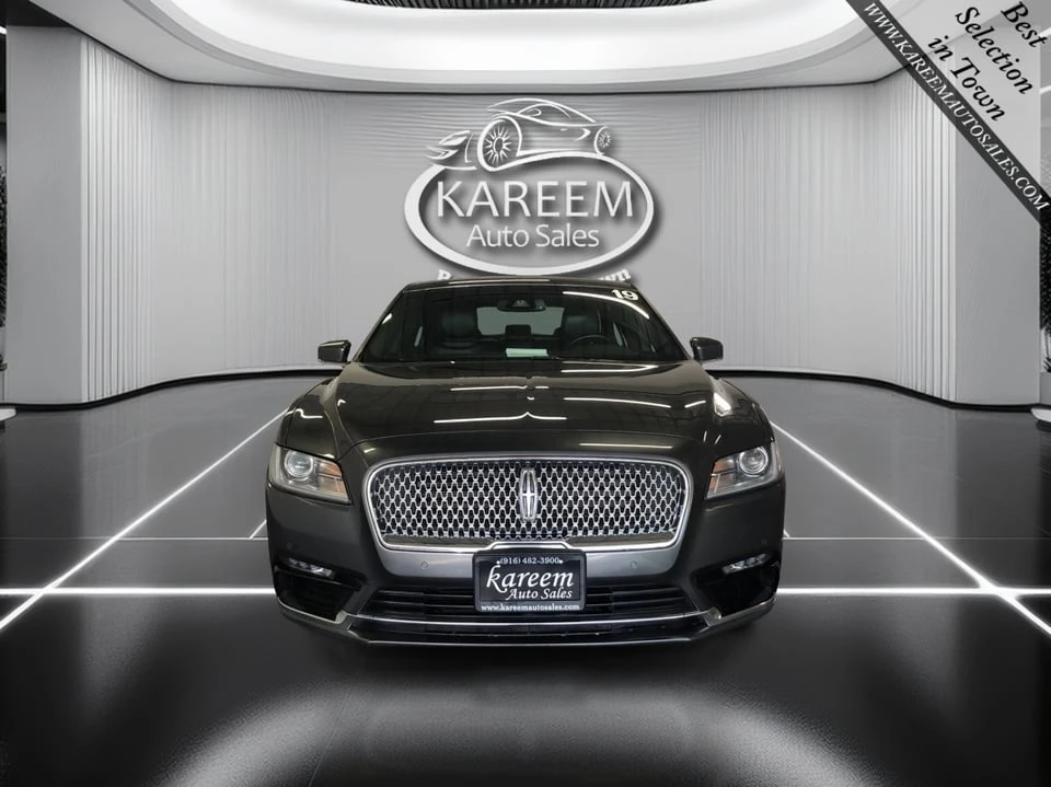 2019 Lincoln Continental 10th Gen - Image 2 of 20