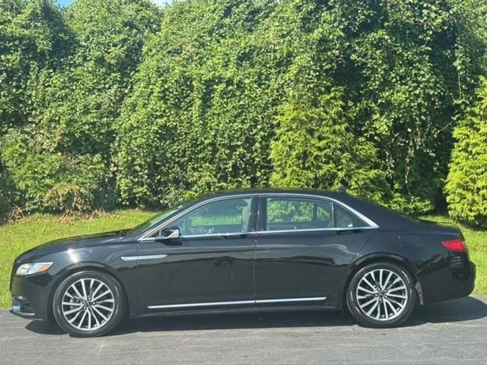 2019 Lincoln Continental 10th Gen - Image 4 of 20
