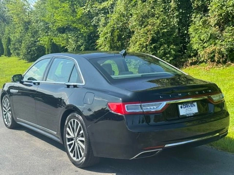 2019 Lincoln Continental 10th Gen - Image 5 of 20