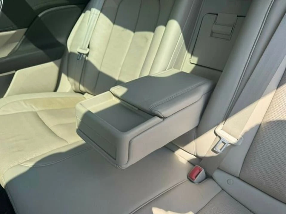 2019 Lincoln Continental 10th Gen - Image 17 of 20