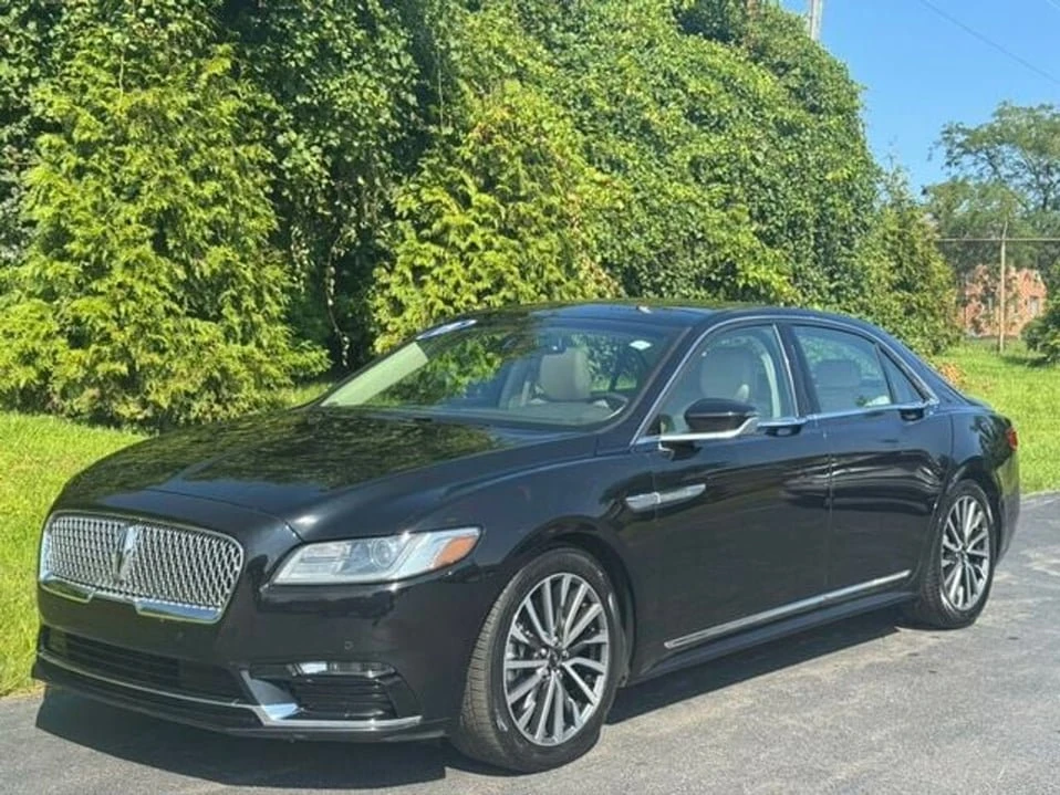 2019 Lincoln Continental 10th Gen - Image 3 of 20