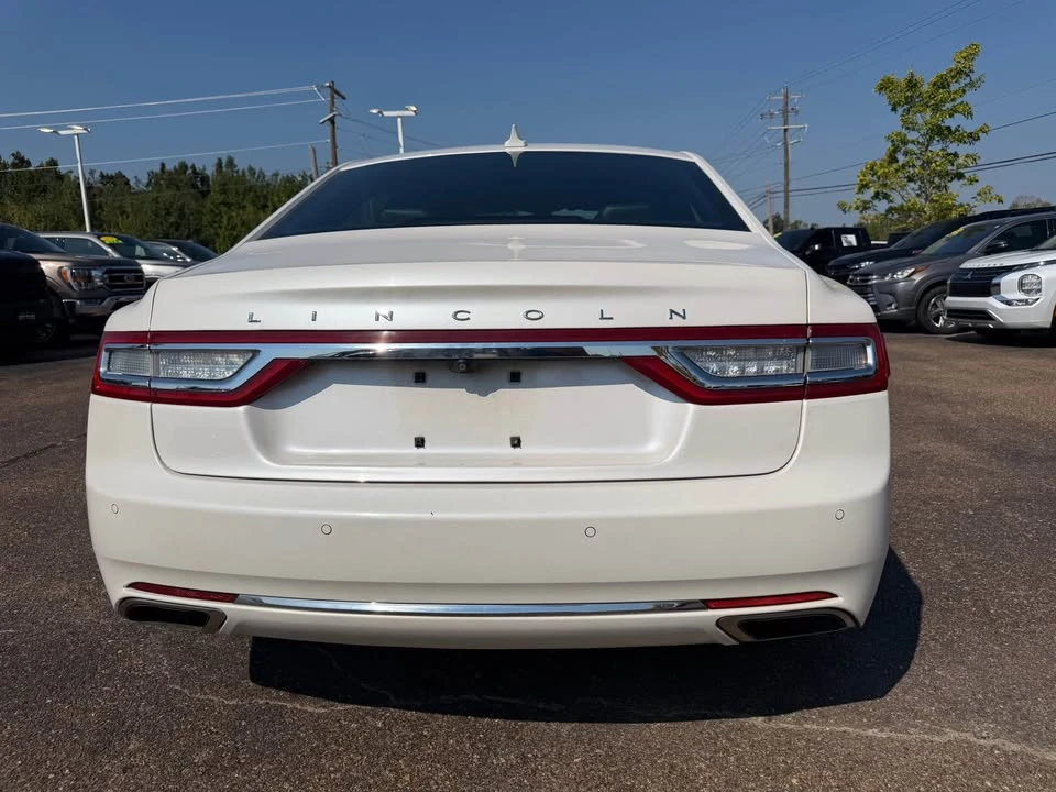 2019 Lincoln Continental 10th Gen - Image 5 of 11