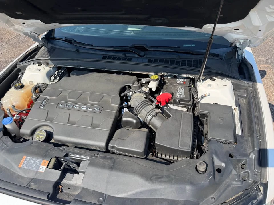 2019 Lincoln Continental 10th Gen - Image 10 of 11