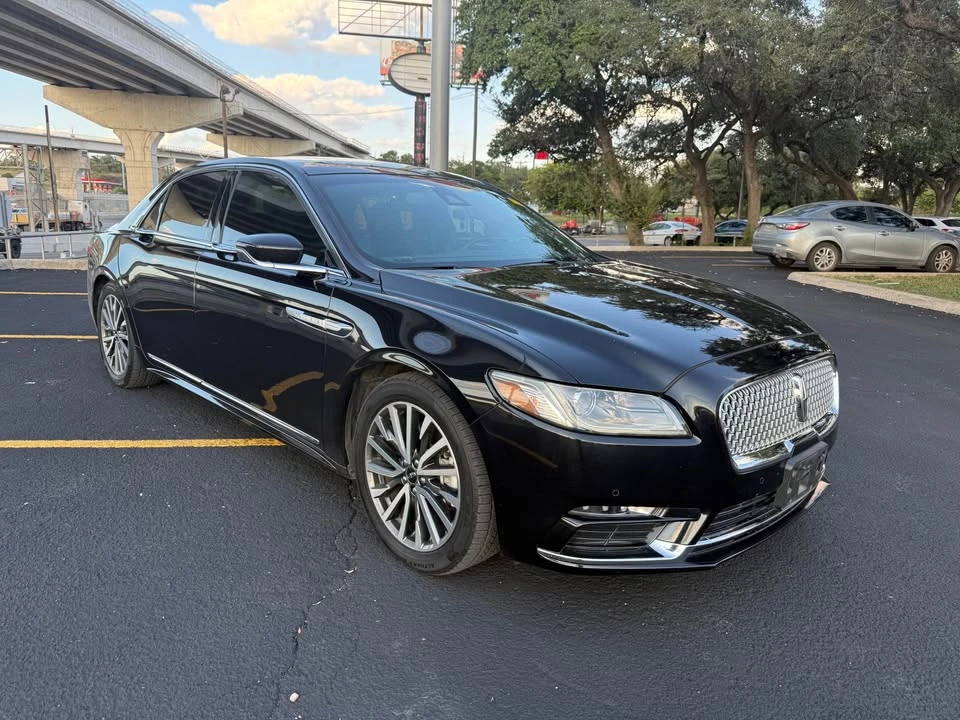 2019 Lincoln Continental 10th Gen - Image 3 of 9