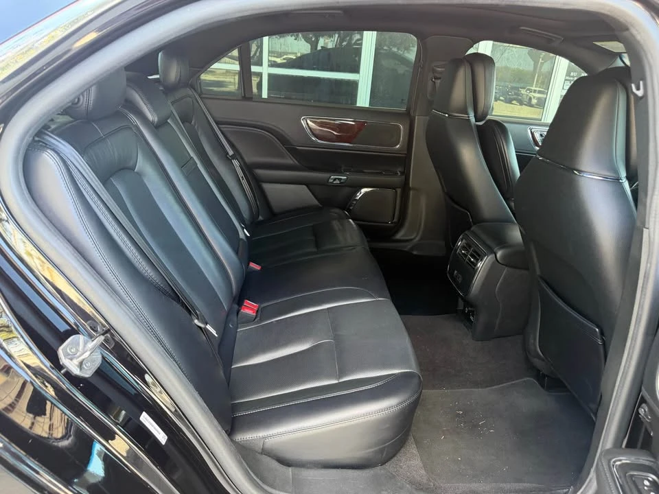 2019 Lincoln Continental 10th Gen - Image 8 of 9