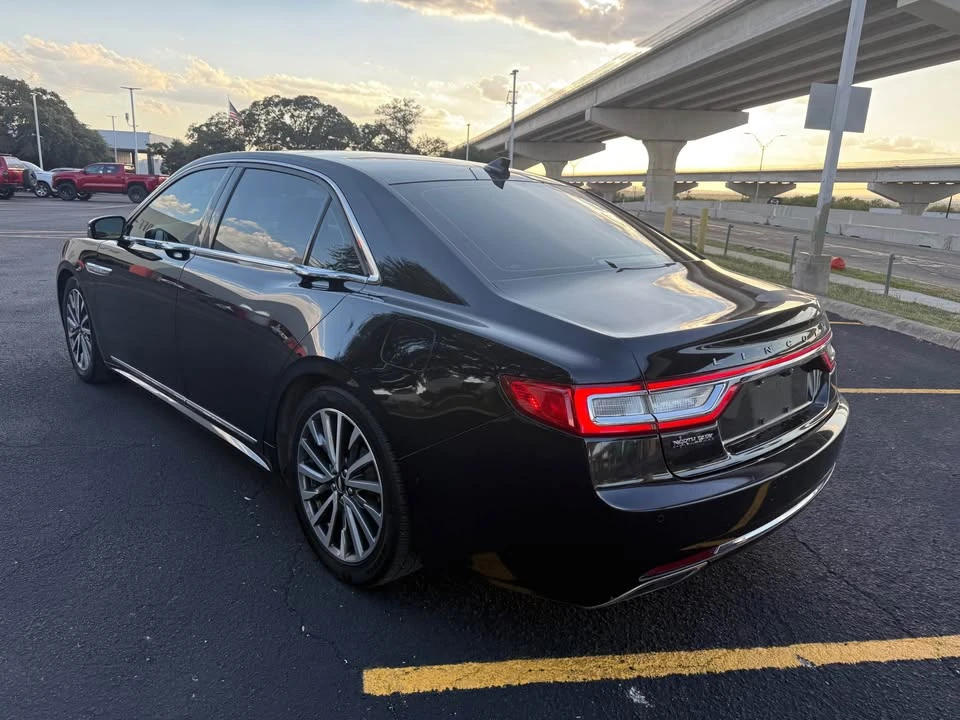 2019 Lincoln Continental 10th Gen - Image 8 of 9