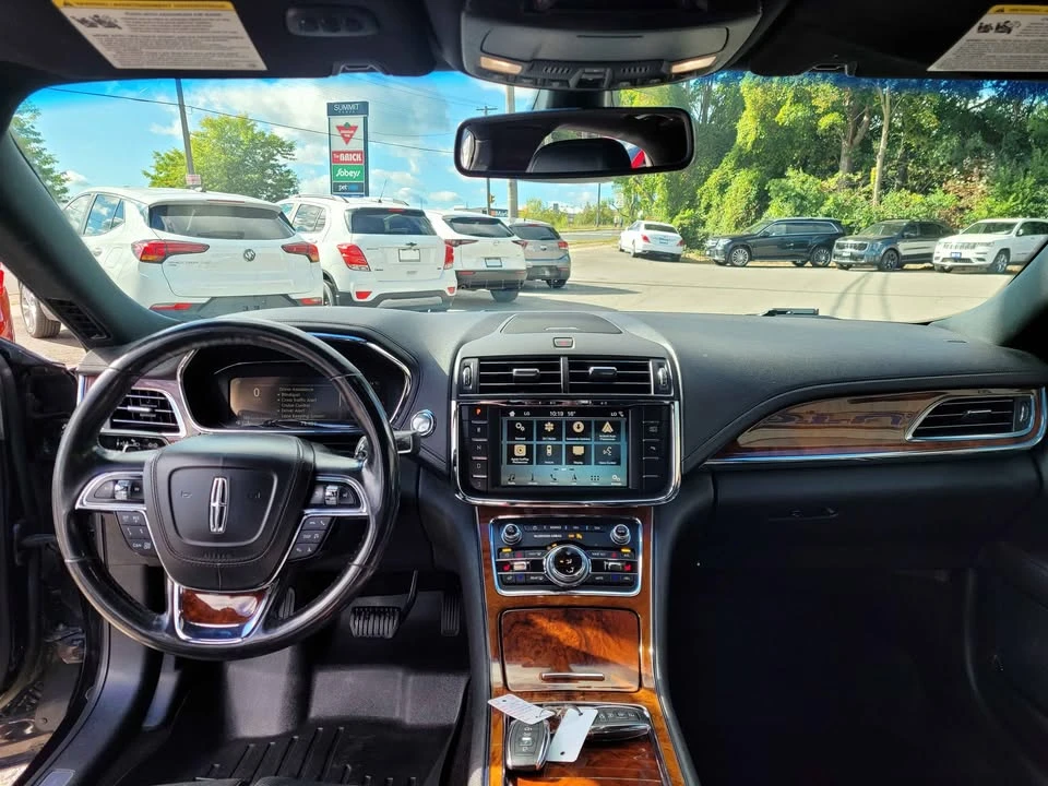 2019 Lincoln Continental 10th Gen - Image 7 of 10