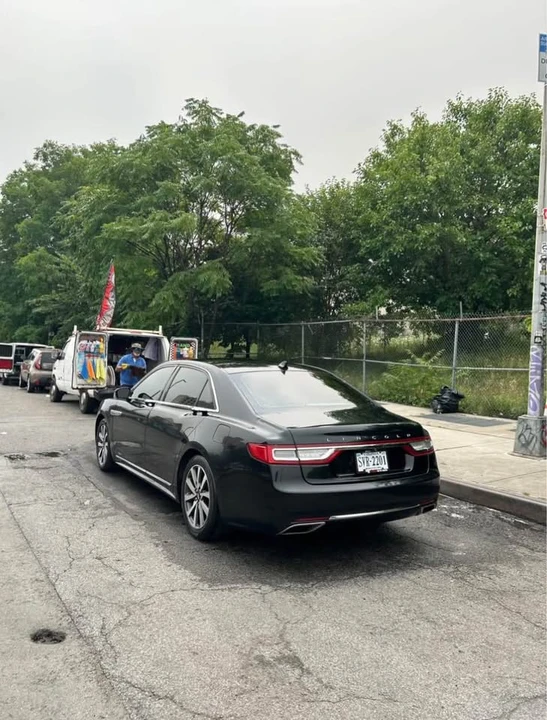 2019 Lincoln Continental 10th Gen - Image 3 of 9