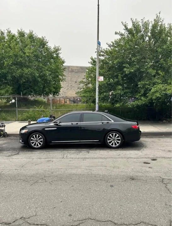 2019 Lincoln Continental 10th Gen - Image 4 of 9