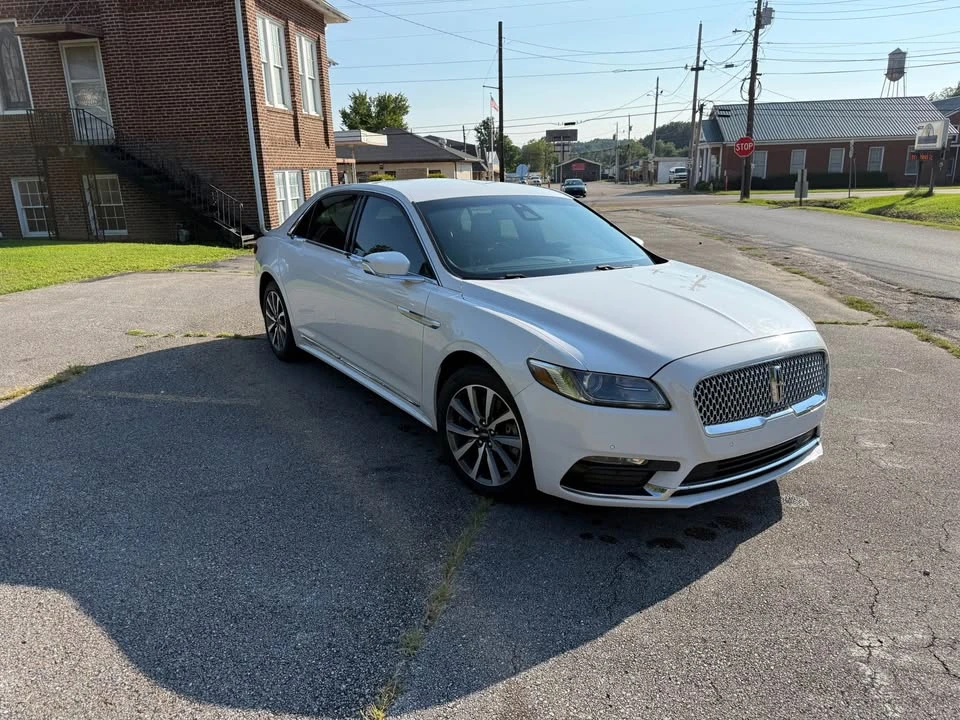 2019 Lincoln Continental 10th Gen - Image 6 of 10