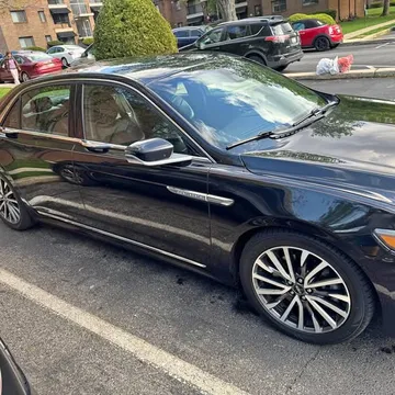2019 Lincoln Continental Premiere