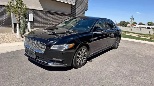 2019 Lincoln Continental Premiere Sedan 4D