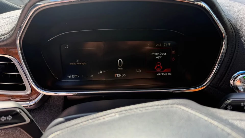 2019 Lincoln Continental 10th Gen - Image 14 of 19