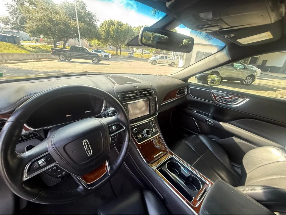 2019 Lincoln Continental 10th Gen - Image 11 of 14