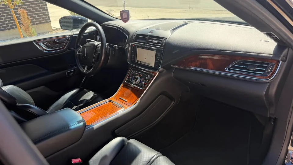 2019 Lincoln Continental 10th Gen - Image 19 of 19