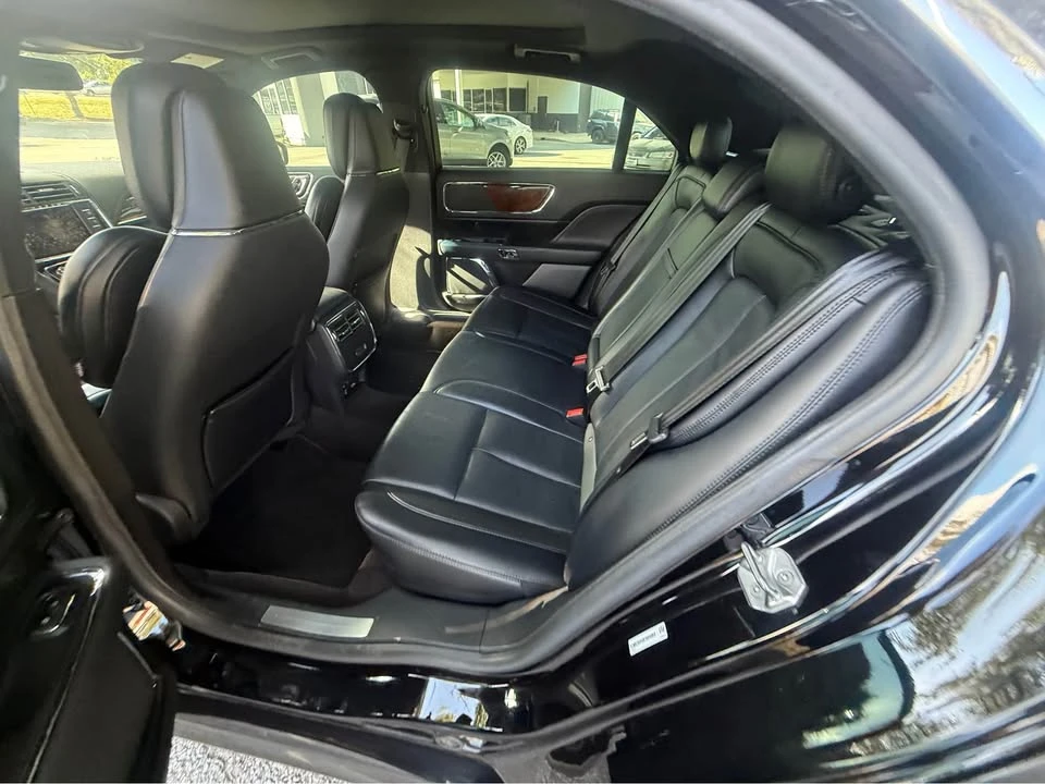 2019 Lincoln Continental 10th Gen - Image 13 of 14
