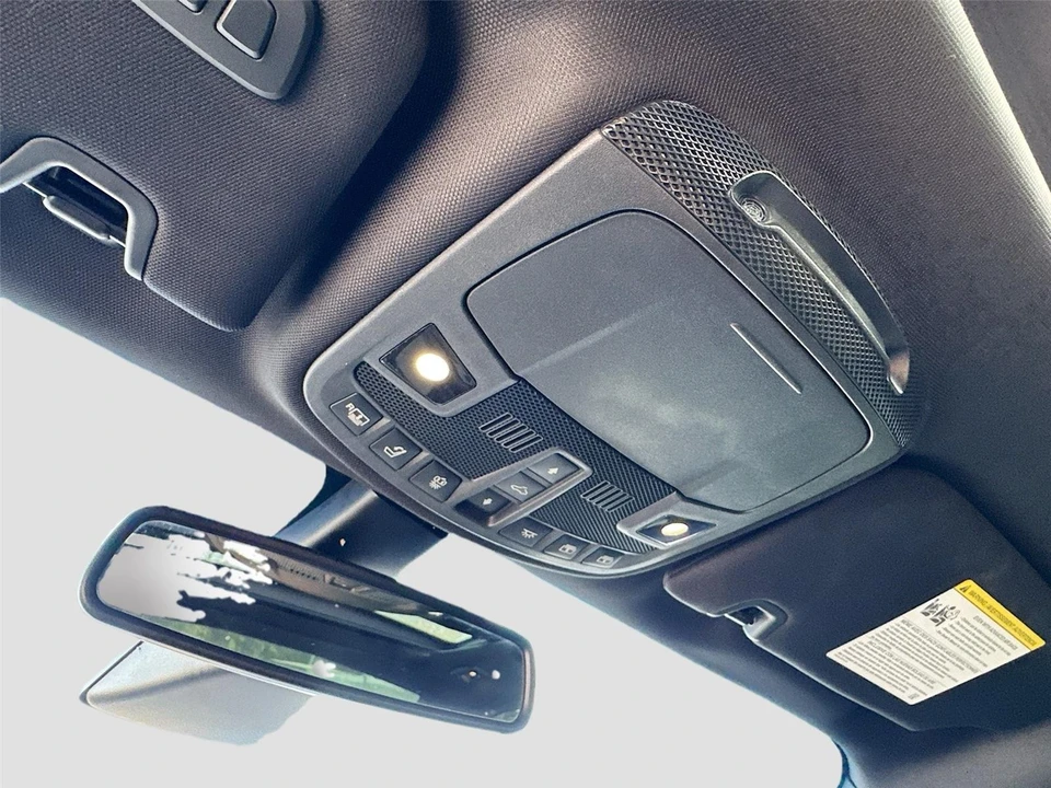 2019 Lincoln Continental 10th Gen - Image 14 of 21