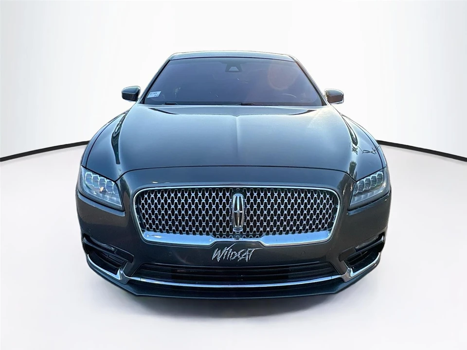 2019 Lincoln Continental 10th Gen - Image 2 of 14