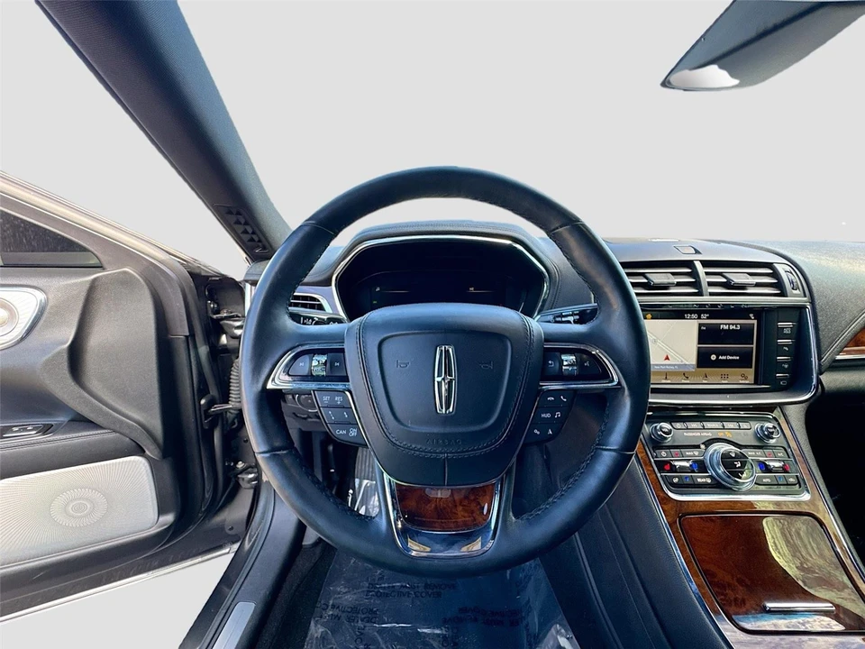 2019 Lincoln Continental 10th Gen - Image 11 of 21