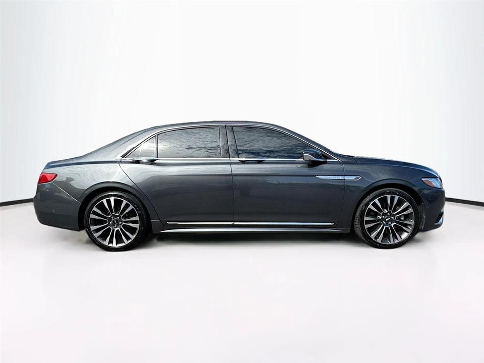 2019 Lincoln Continental 10th Gen - Image 8 of 21
