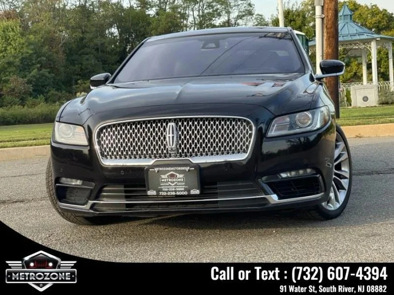 2019 Lincoln Continental 10th Gen - Image 2 of 12
