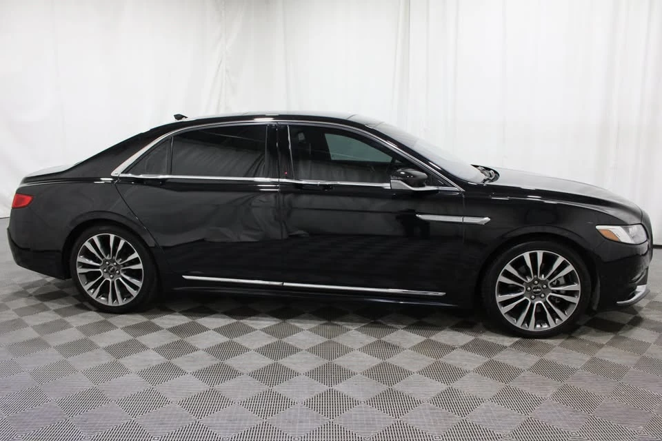 2019 Lincoln Continental 10th Gen - Image 8 of 20