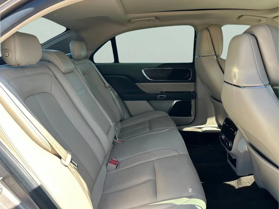 2019 Lincoln Continental 10th Gen - Image 10 of 20