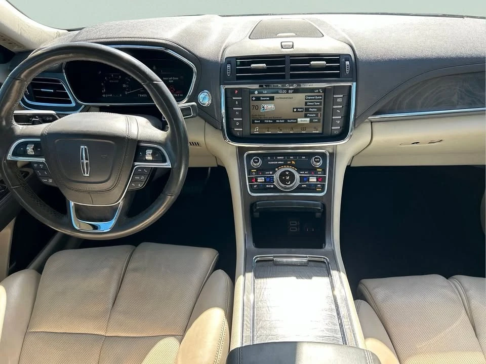 2019 Lincoln Continental 10th Gen - Image 12 of 20