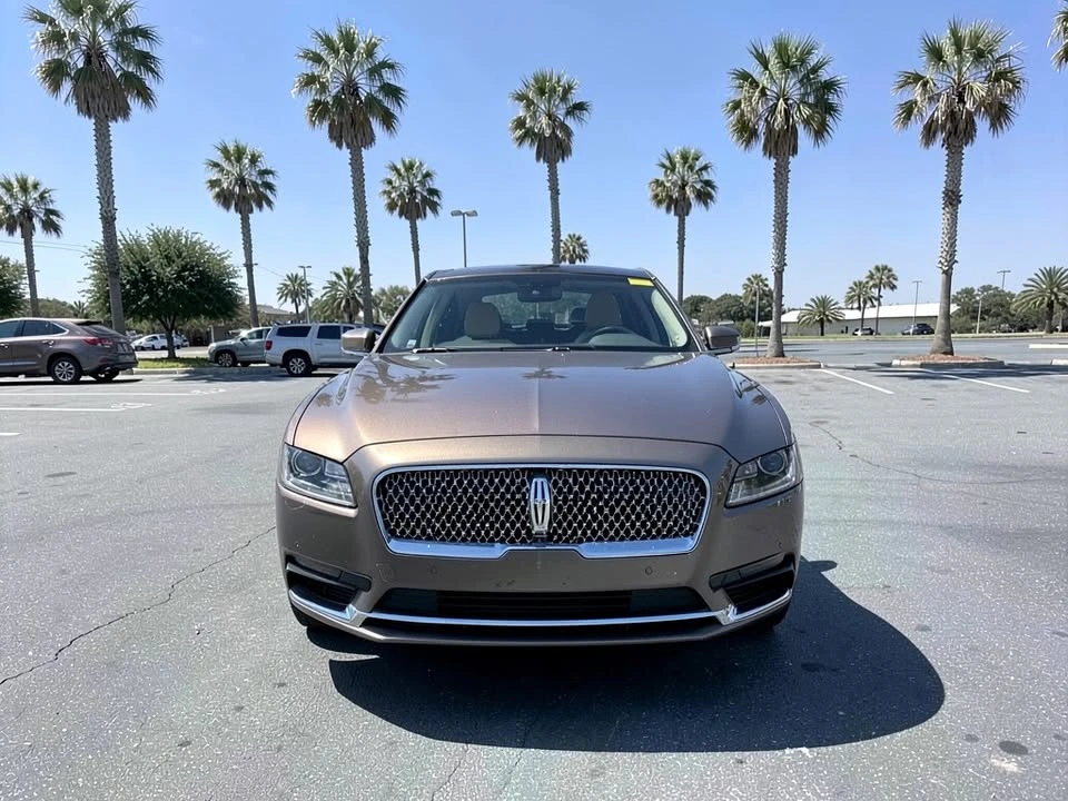 2019 Lincoln Continental 10th Gen - Image 17 of 20