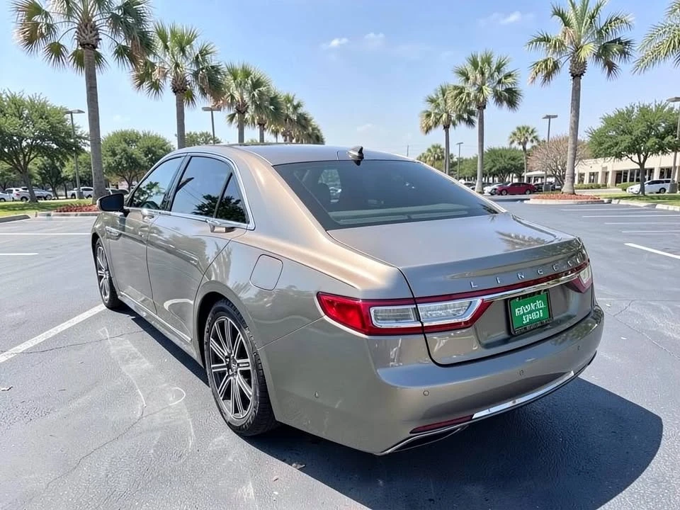 2019 Lincoln Continental 10th Gen - Image 3 of 20