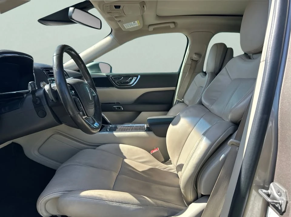 2019 Lincoln Continental 10th Gen - Image 9 of 16