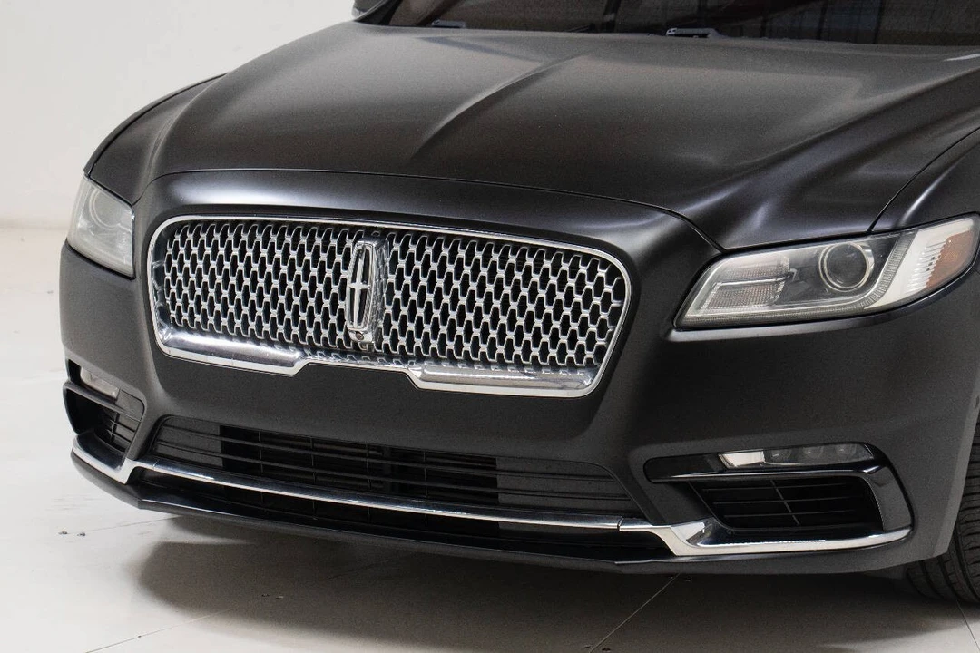 2019 Lincoln Continental 10th Gen - Image 10 of 12
