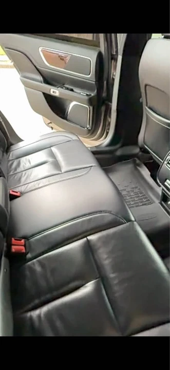 2019 Lincoln Continental 10th Gen - Image 8 of 9