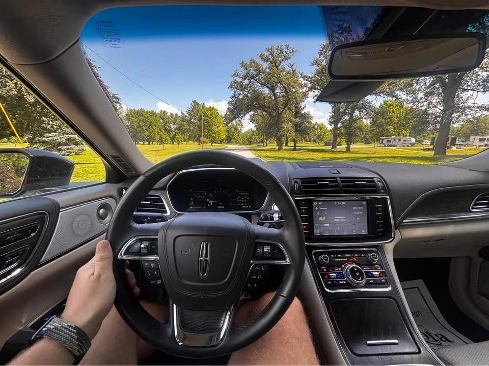 2019 Lincoln Continental 10th Gen - Image 5 of 7