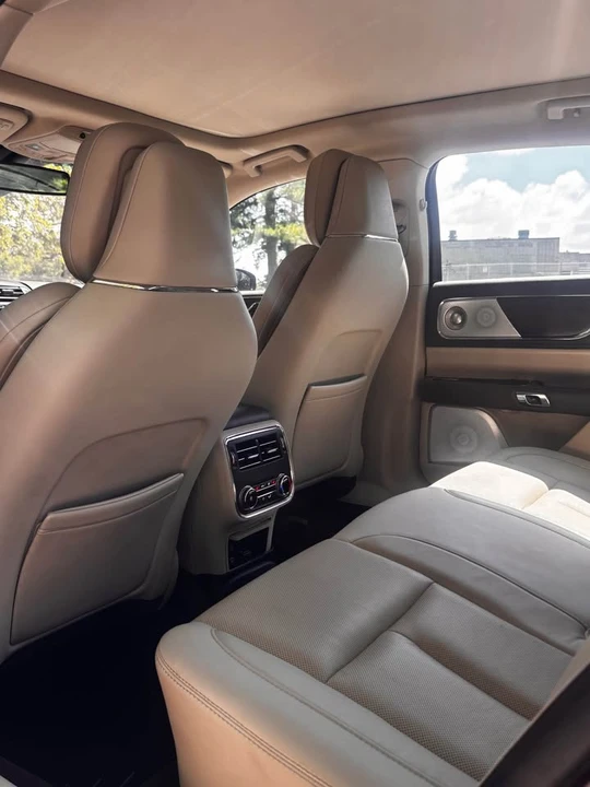2019 Lincoln Continental 10th Gen - Image 6 of 7