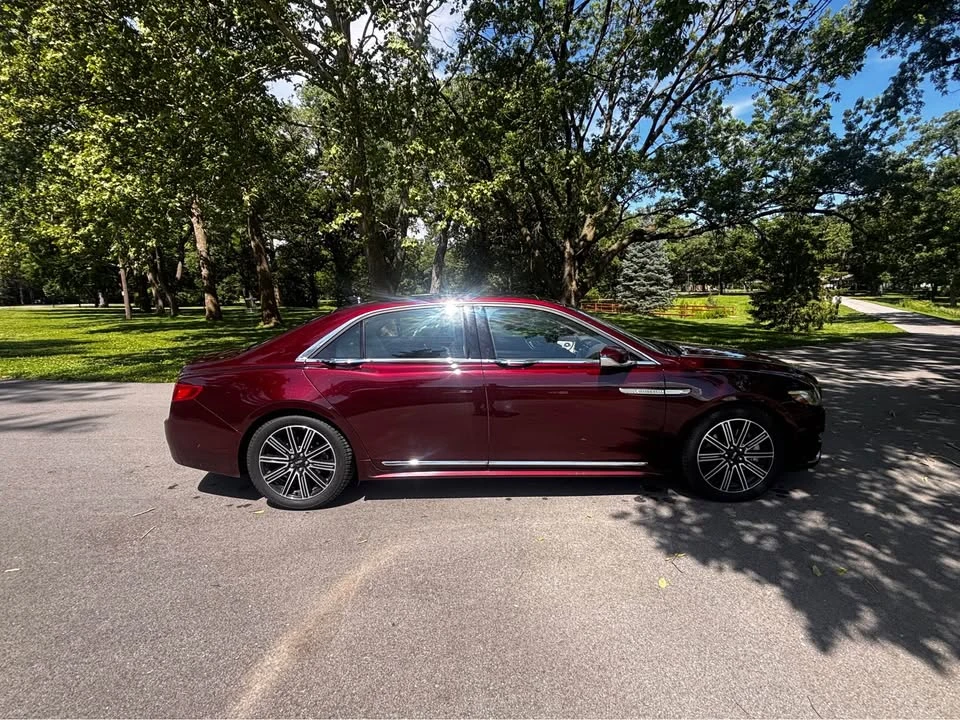2019 Lincoln Continental 10th Gen - Image 4 of 7